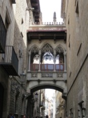 Barcelona: Bridge in Barri Gotic.